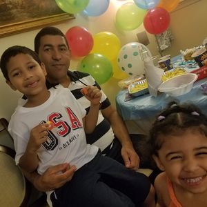 Meet your Posher, Simon